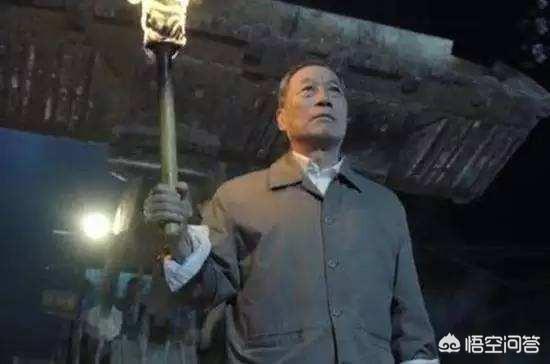 陈阳人民的名义:《人民的名义》中，陈老毕竟已经退休，为什么那么多人“怕”他