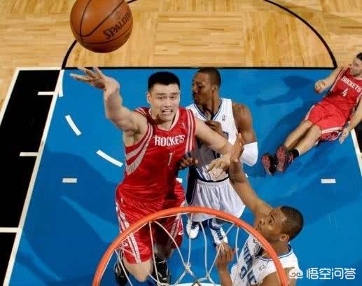 乔什霍华德数据:霍华德生涯数据 霍华德在NBA的荣誉远超姚明，为何就打不过同是中锋的姚明？