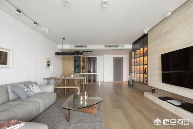 开门直接是餐厅和客厅,客厅和餐厅连在一起，如何做到有效分区？