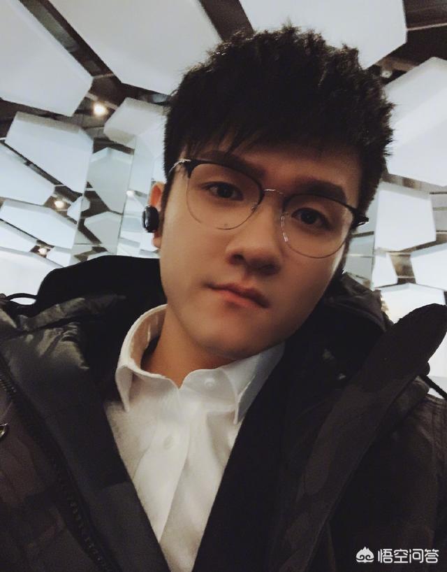 伊芙蕾雅照片:LOL解说小苍和Miss选一个做你女朋友，你选谁