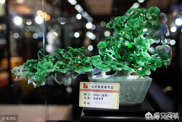 玉好还是翡翠好?,翡翠是玉吗？翡翠与玉到底哪个好？