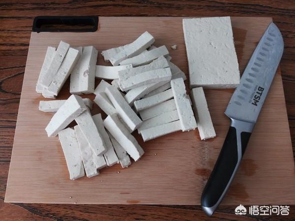 孙雨嫣:豆腐干卤水的配方是什么？
