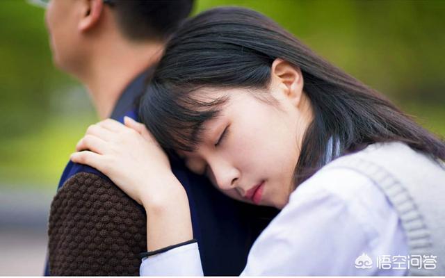 男人内心明明很喜欢你,却很少主动联系,是有什么原因？