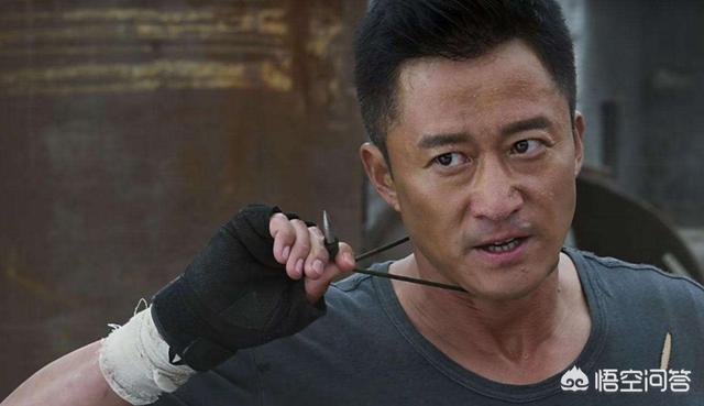 李连杰替身身亡:演员用替身是不是对观众的欺骗？