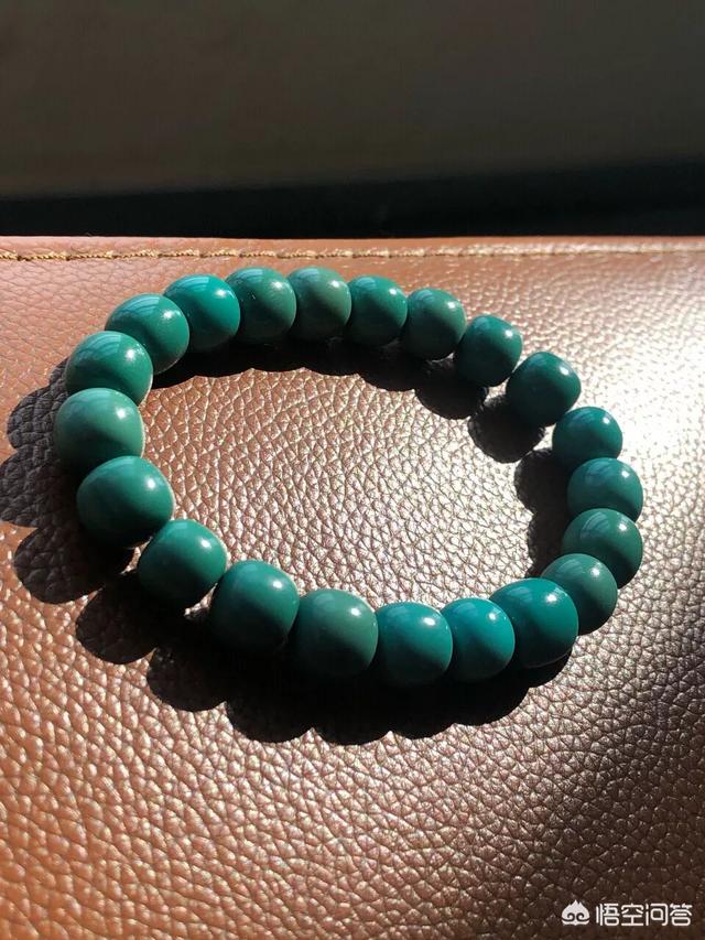 玉石染色鉴别方法图解,菱镁矿染色仿绿松石如何分辨和鉴定？