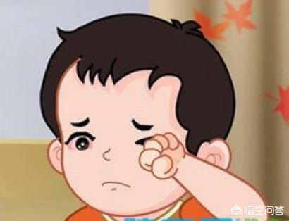 眼睛眼屎多热敷有用吗:眼睛上火眼屎多,应该冷敷还是热敷 眼睛出眼屎是否是肝火引起的？