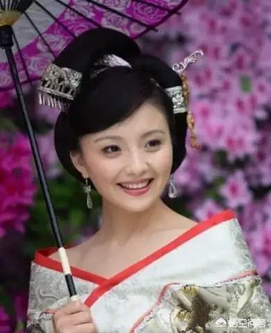 赵飞燕简介:赵飞燕侍奉的皇帝是谁呢？有什么依据？