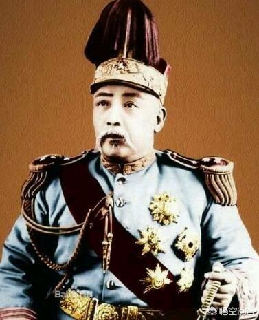 属蛇的名人:传统民俗文化十二生肖中巳蛇拥有哪些属性，巳蛇秉性特征是什么？