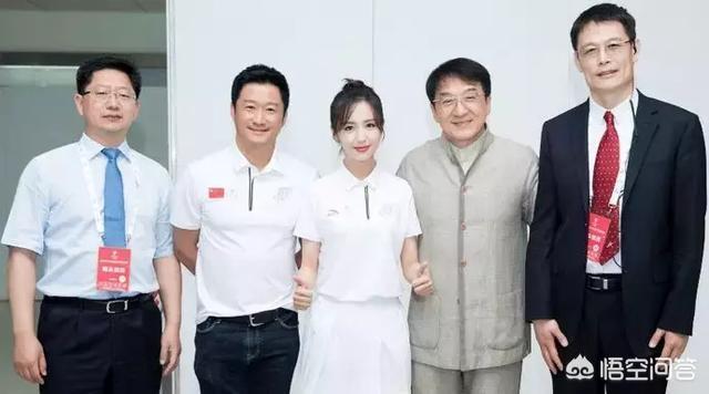 佟亚丽:你见过哪些明星们的尴尬瞬间，看一次笑一次