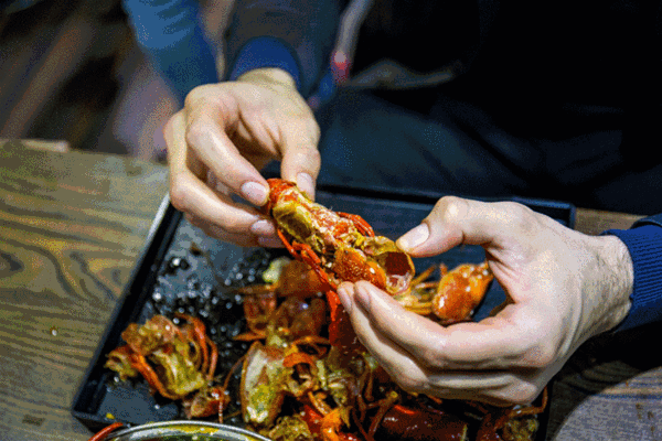 江西有哪些美食推荐，江西哪个地市最爱吃小龙虾有哪些吃虾的地方推荐