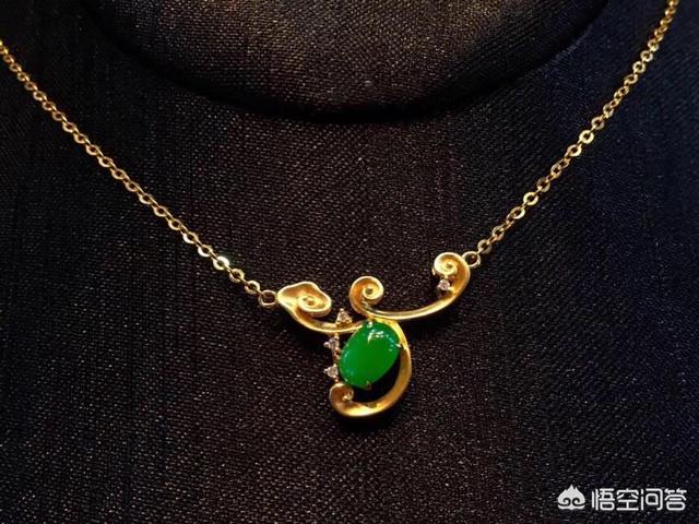 几百块钱的翡翠是真的吗,几千块的翡翠吊坠会是真的吗？