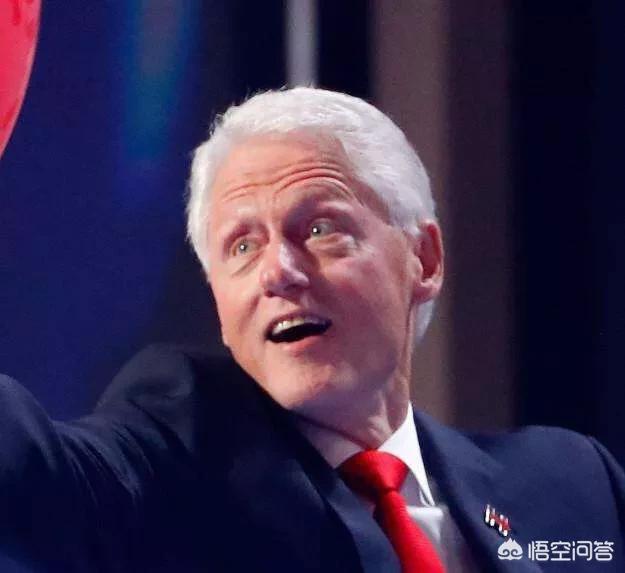 美国总统克林顿的白水门事件，是如何被揭发的？