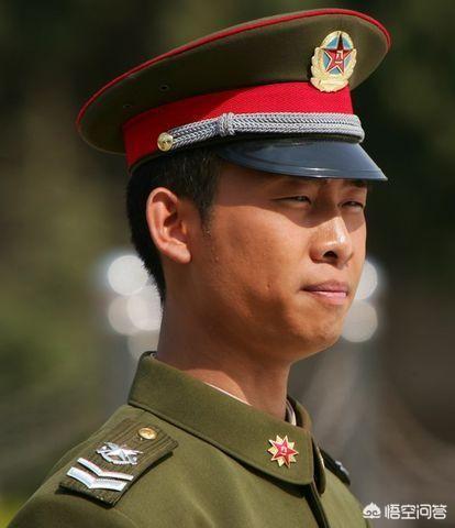 《士兵突击》为什么让史今退役？