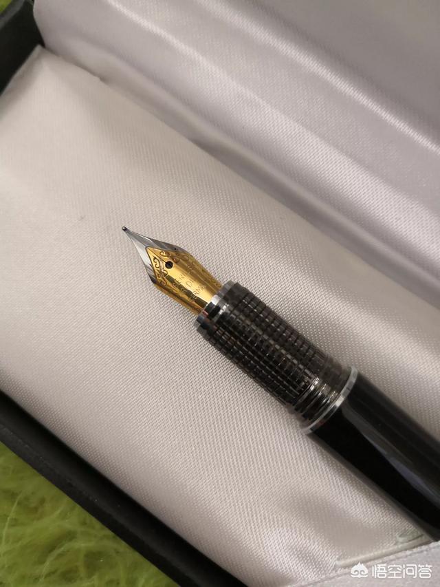 请问哪个牌子的哪一款钢笔值得收藏呢？就是专一做笔的牌子,求推荐？