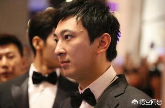 黄晓明伴郎:作为国民老公的王思聪，大家猜猜会在多少岁结束单身官宣呢