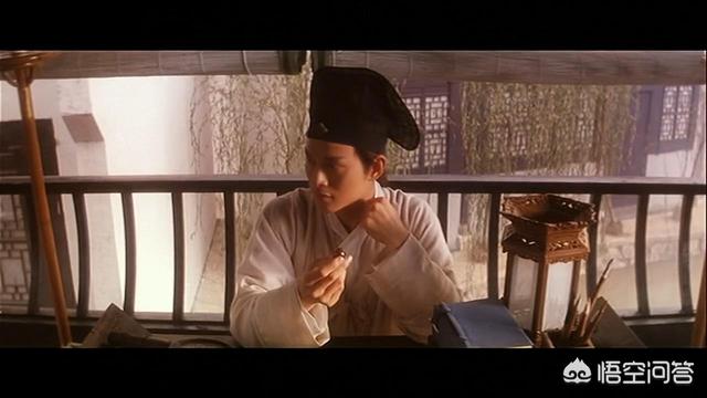 张曼玉与王祖贤出演的电影为什么叫《青蛇》而不是《白蛇》？