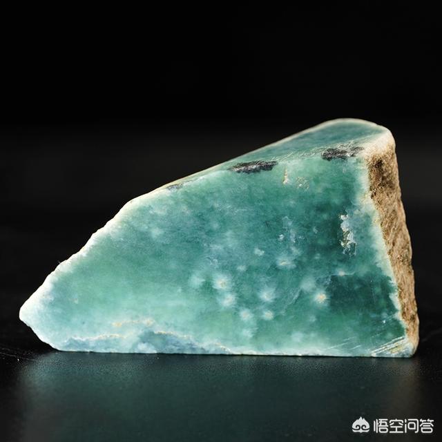 翡翠是怎么形成的,请问一下翡翠产地及翡翠的形成原因是什么