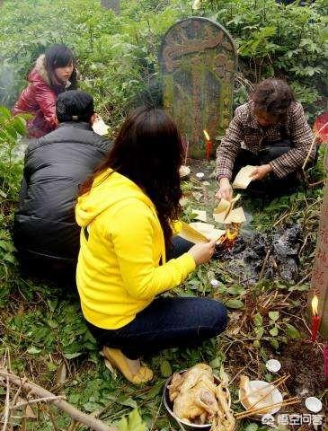 清理坟草禁忌,在农村，清明节祭扫都有哪些习俗和忌讳？