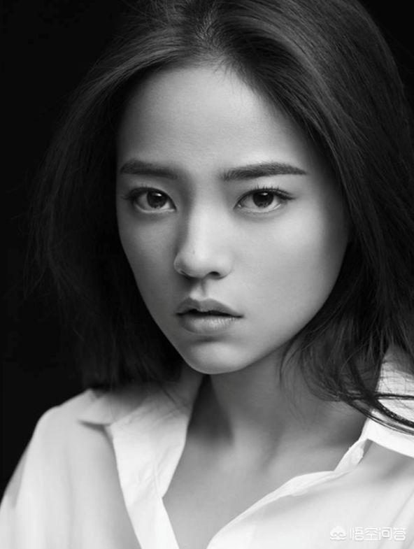 头条问答 - 《都挺好》中小明玉的扮演者薇薇安究竟是个怎样的人?