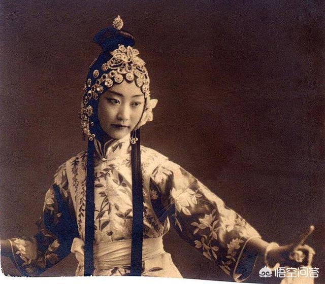“逊清最美格格”王敏彤苦恋溥仪多年，为何屡遭嫌弃？她最终的结局如何？