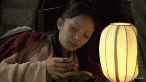 于小彤个人资料:杨幂版晴雯和87版《红楼梦》的晴雯，你觉得谁演的好？