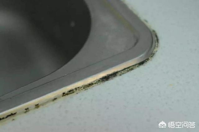 为什么房子没人住会发霉,住了几年的房子，出现小霉点是什么原因？