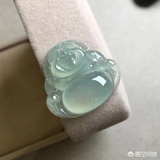 几百块钱的翡翠是真的吗,几千块的翡翠吊坠会是真的吗？