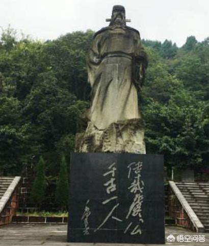 宋高宗赵构一生玩弄权术,活了81岁,为何在56岁时坚决要求退位？