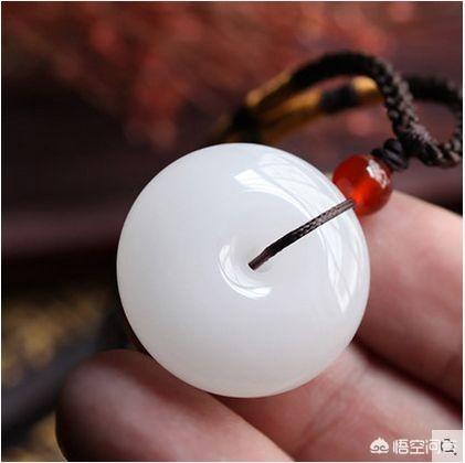 真的和田玉平安扣多少钱一个,和田玉平安扣挂件一般是什么价格？