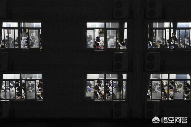 小学六年级老师无偿补课,家长与学生有权拒绝吗？