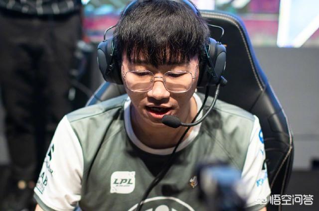 头条问答 - ig打野ning凌晨晒鞋,一双鞋6万多,一地鞋价值超过百万,你