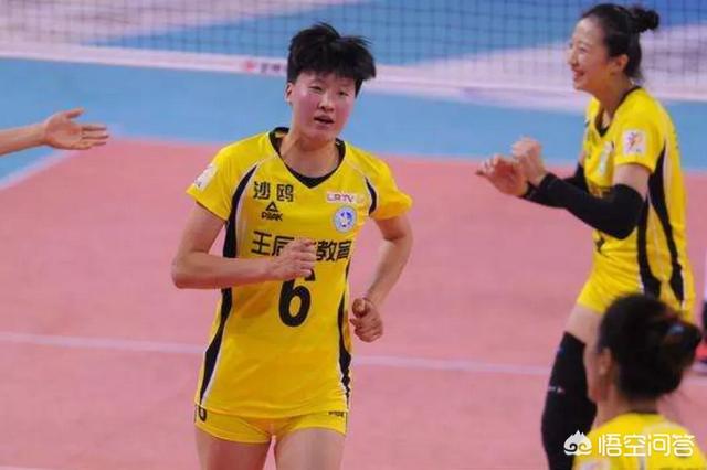 孙敬媛图片:女排精英假小子胡铭媛，有着东北女人的犀利吗？