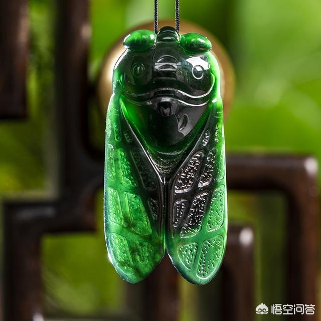 什么人不能买翡翠,什么是翡翠？中国产翡翠吗？