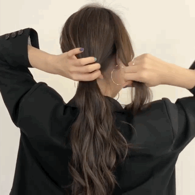 女孩发型绑扎方法图解,女生长发怎么绑一些好看的发型？