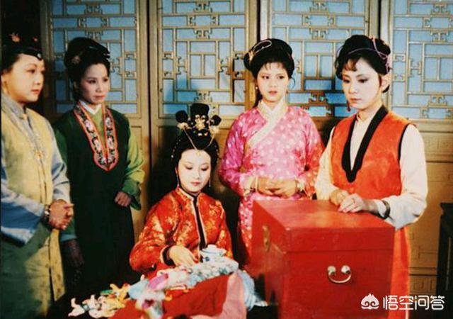 薛家强:《红楼梦》里薛家被撵了三次，为何还赖在贾府不走？
