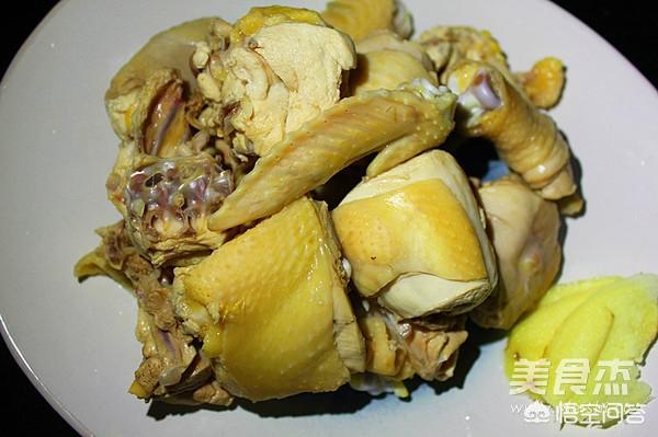 榴莲壳炖鸡味道怎么样，榴莲煲鸡，是用榴莲的果肉还是榴莲的壳来煲呢