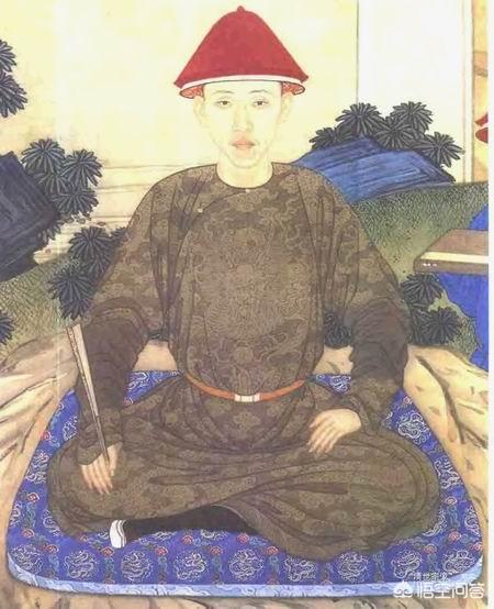 皇帝威武雄壮的照片:古代的皇帝家族中，为何有人说清朝皇帝是整体素质最高的？