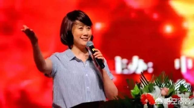美名厨节目遭停播:曾经风靡一时的央视曲艺栏目《曲苑杂坛》，是什么原因导致停播了
