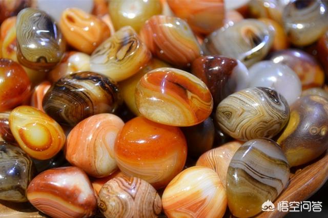 奇石上抹什么油最好,怎样令石头光亮，像浸过水一样？