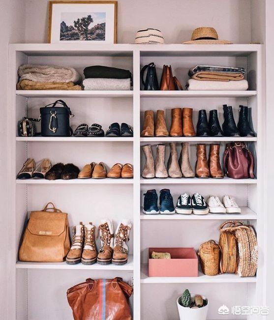 整理衣物的方法和技巧,储物方法之如何整理衣物板式储物柜？