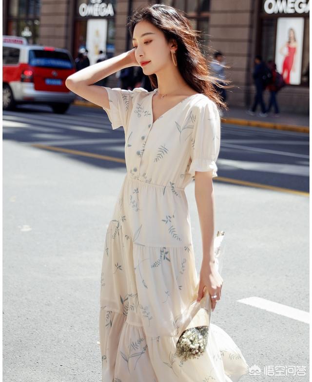 袁立透视蕾丝:如何选一条今夏最in的花裙子