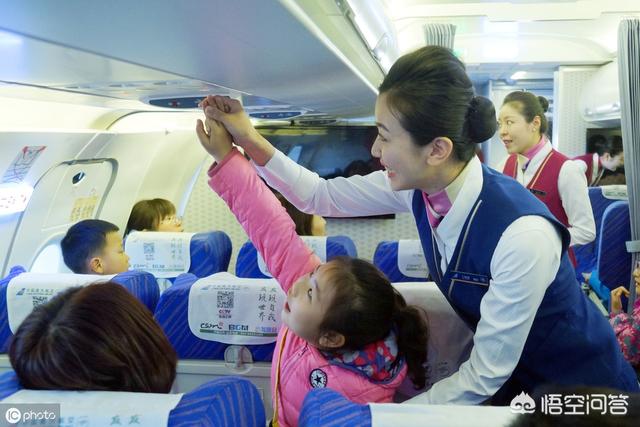小朋友你们见过飞机吗，无成人陪伴的儿童该怎样乘机需要注意什么
