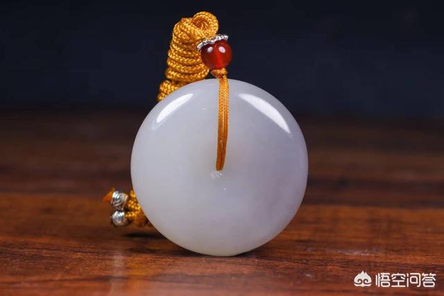 玉石的种类及图片大全,玉石小白，入手先买哪种玉比较好？