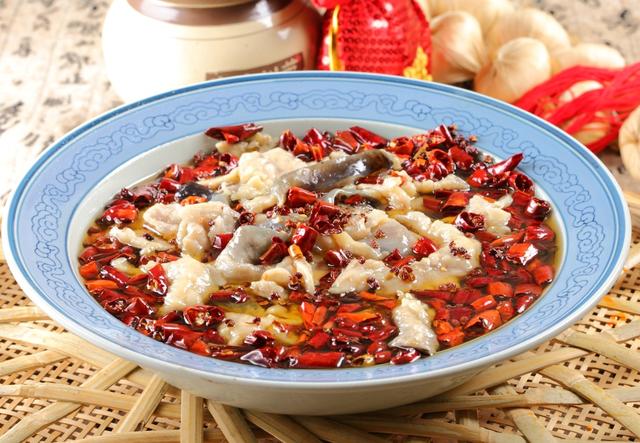 外餐时,怎么鉴别劣质食材和地沟油？