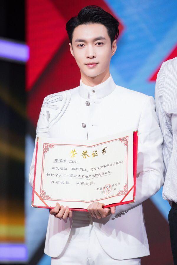 宋思衡:郎朗是不是中国水平最高的钢琴家？你怎么看？