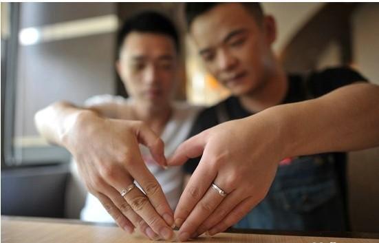 张国荣、陈粒,为什么同性恋在生活中越来越常见？