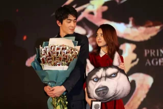 赵丽颖的婚纱照:林更新和赵丽颖组成cp你们会喜欢吗？