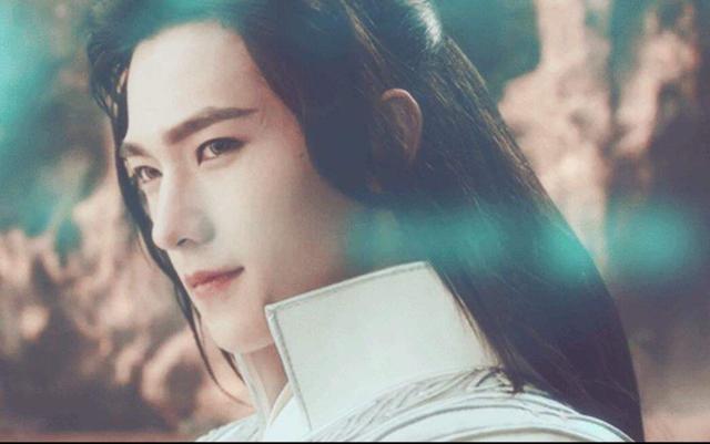 有哪些男主长得帅的玄幻或古装漫画？