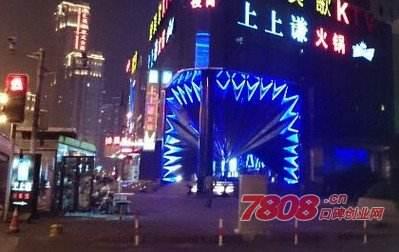 任泉火锅店:明星利用自己的名气开餐馆，这些餐馆究竟怎么样？