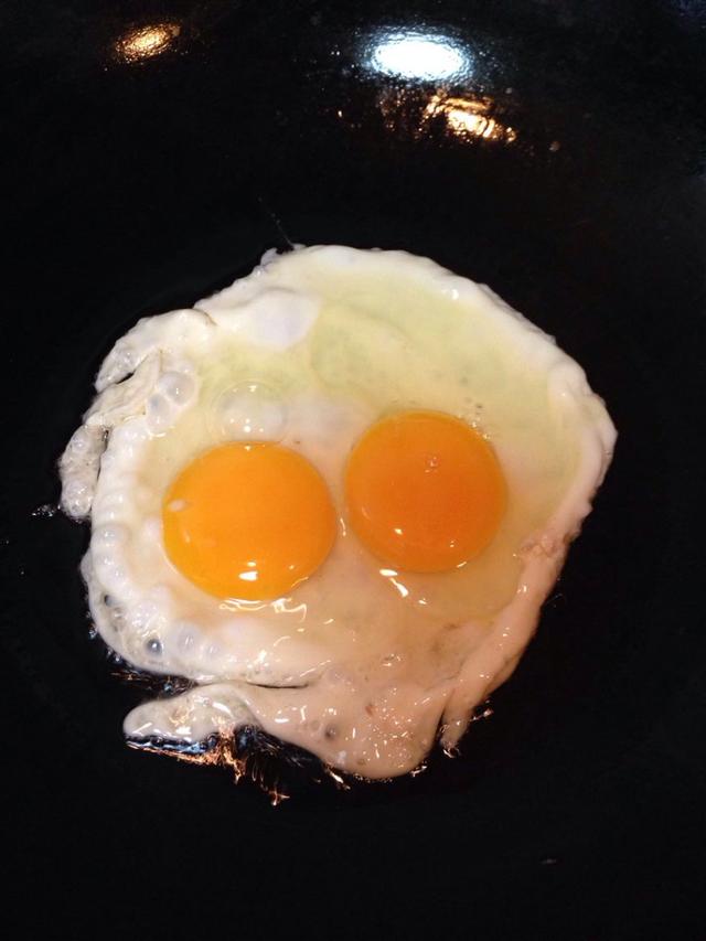 头条问答 - 冰箱只剩鸡蛋了,能做出什么好吃的?(20个回答)